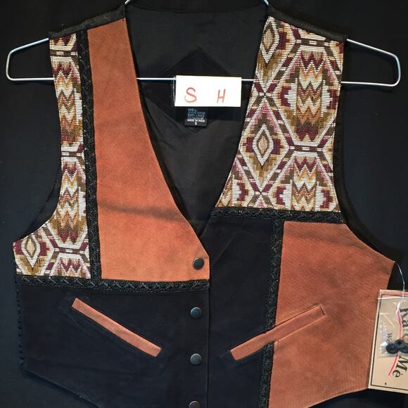 Katch Me BoHo Cowboy Retro NWT Suede Leather Western Ranch Rancher Vest S H - Picture 3 of 8